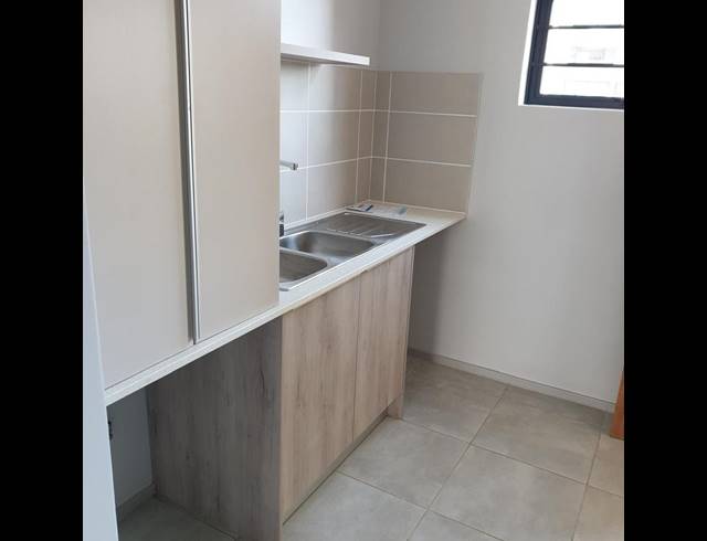 2 BEDROOM APARTMENT FOR SALE IN AMBERFIELD